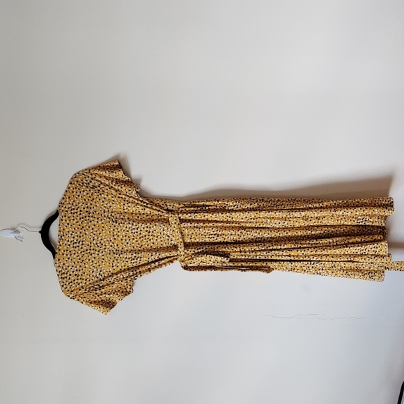 Boden Wrap Dress - Picture 4 of 8